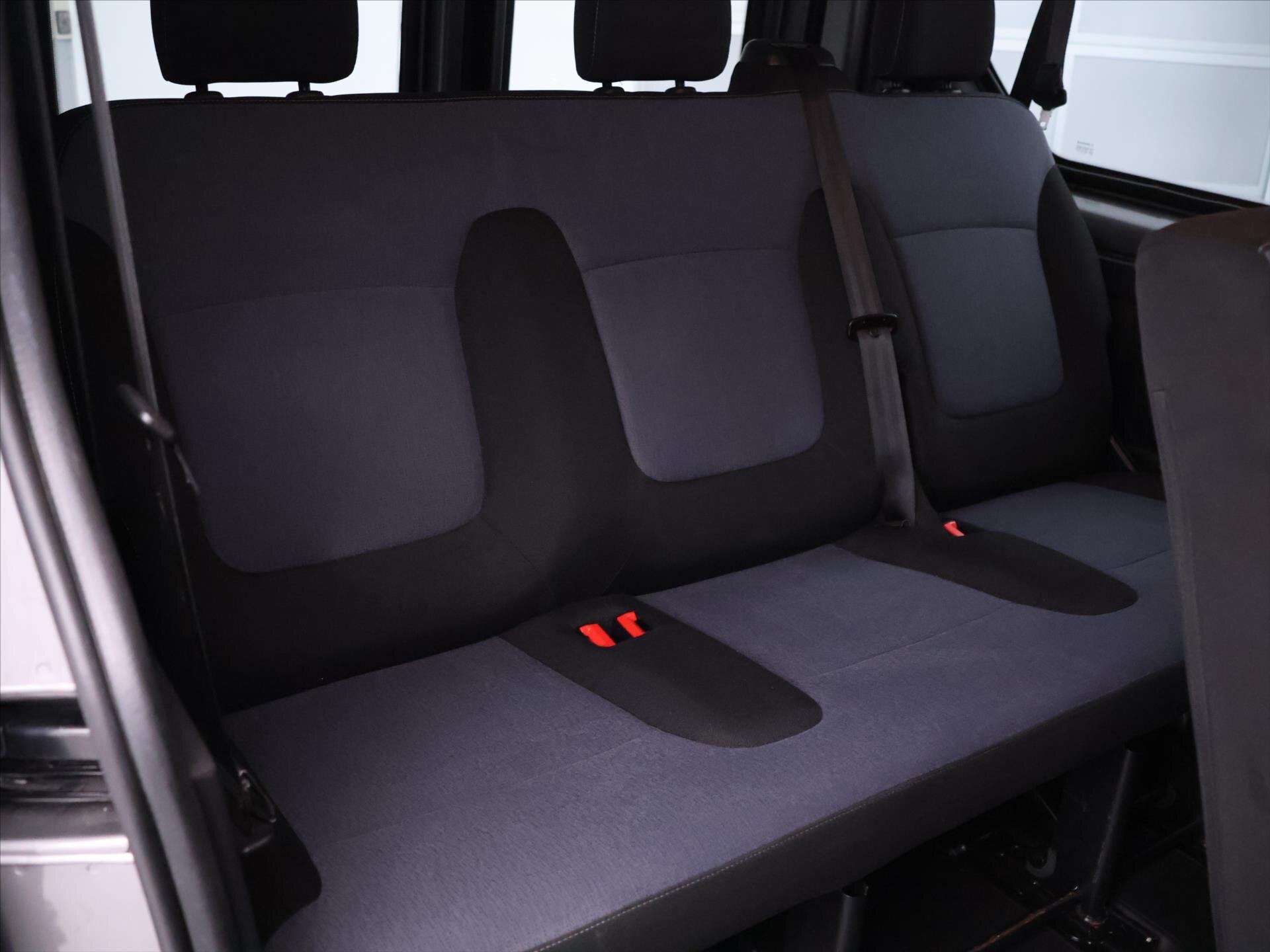 Opel Vivaro Kombi 1,6 l 92 kw