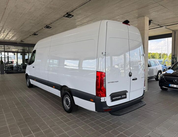 Mercedes-Benz Sprinter 7