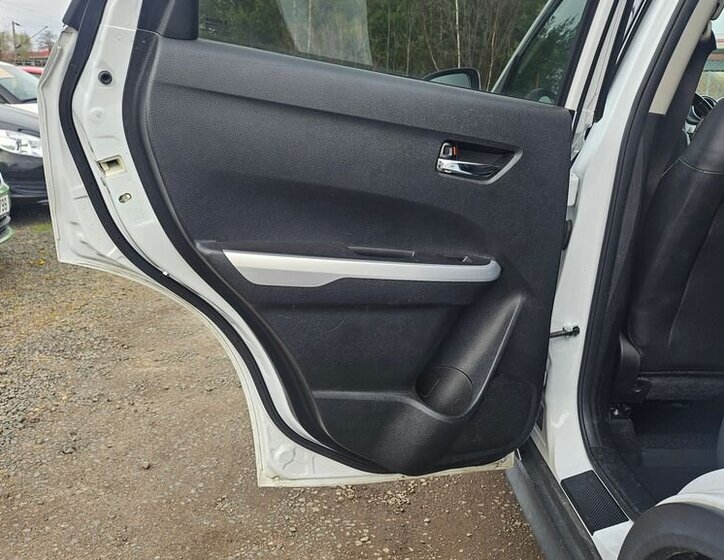 Suzuki Vitara SUV / Terénní 1,6 l 88 kw