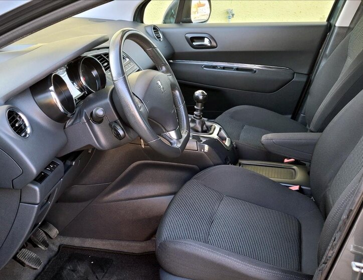 Peugeot 5008 MPV 1,6 l 115 kw