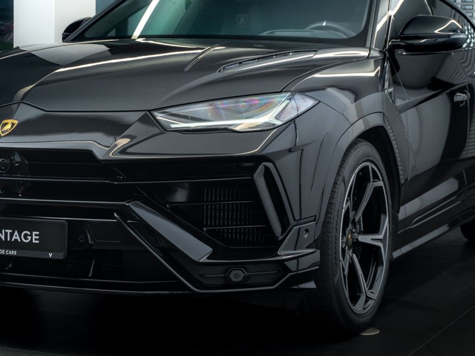 Lamborghini Urus 18