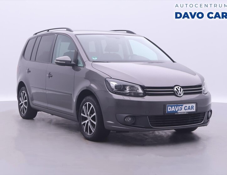 Volkswagen Touran 1