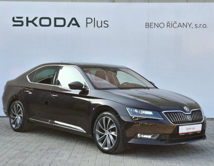 Škoda Superb Sedan / Limuzína 2,0 l 140 kw