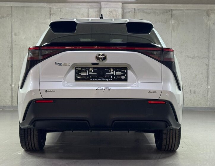 Toyota bZ4X Hatchback 0,0 252 kw