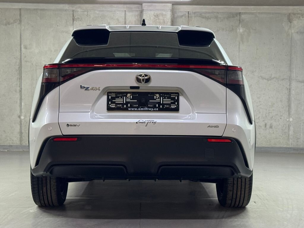 Toyota bZ4X Hatchback 0,0 252 kw