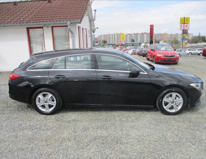 Mercedes-Benz CLA Kombi 1,5 l 85 kw