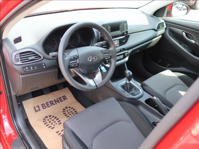 Hyundai i30 Kombi 998,0 88 kw