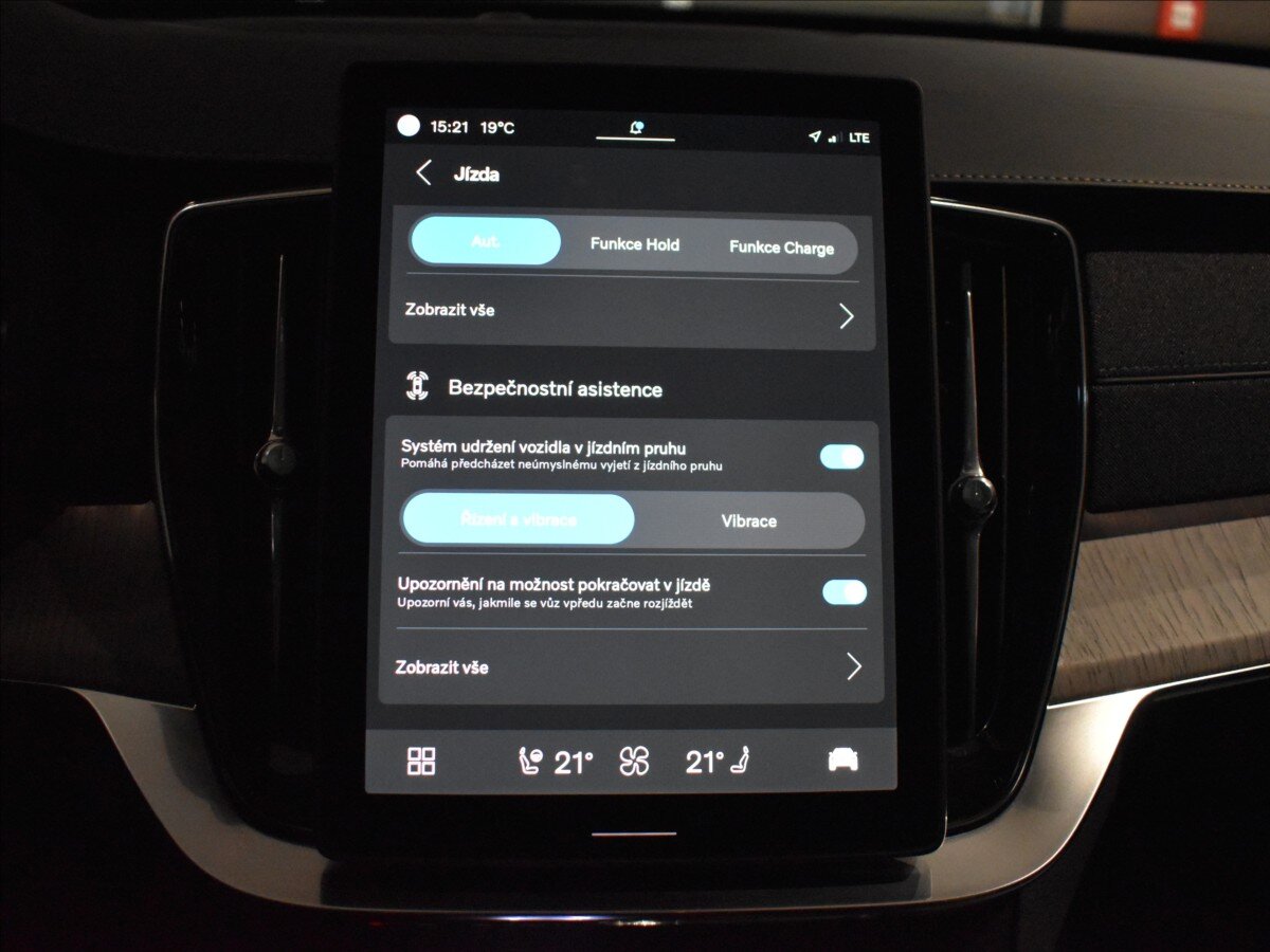 Volvo XC90 SUV 2,0 l 228 kw