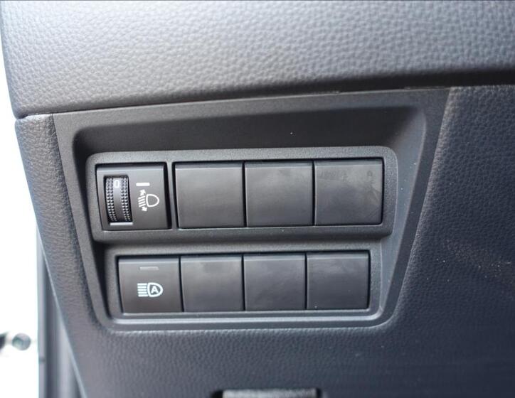 Toyota Yaris Cross 26