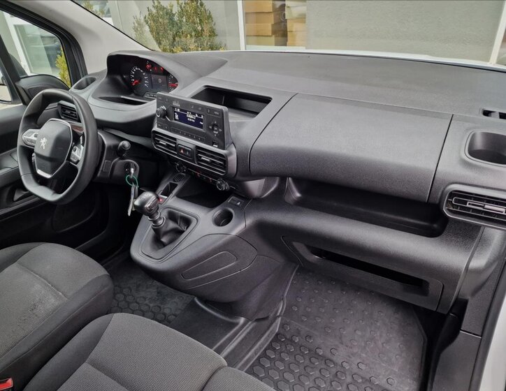 Peugeot Partner Skříň 1,2 l 81 kw