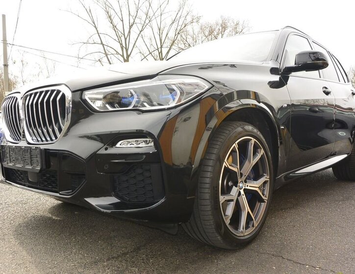 BMW X5 SUV / Terénní 3,0 l 250 kw