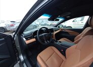 Toyota Camry Sedan 2,5 l 137 kw