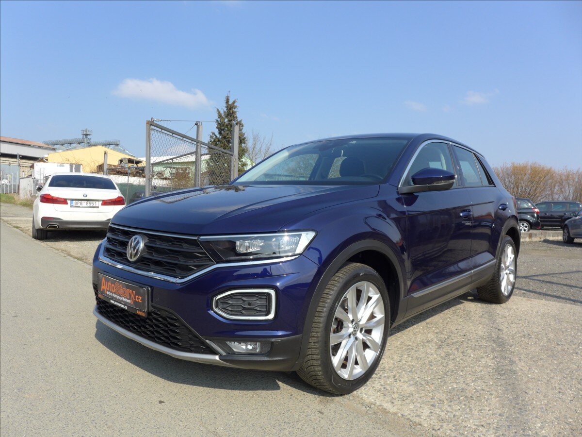 Volkswagen T-Roc SUV / Terénní 2,0 l 110 kw