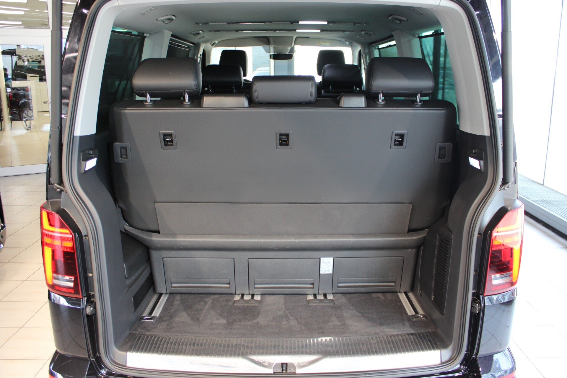 Volkswagen Multivan MPV 2,0 l 146 kw
