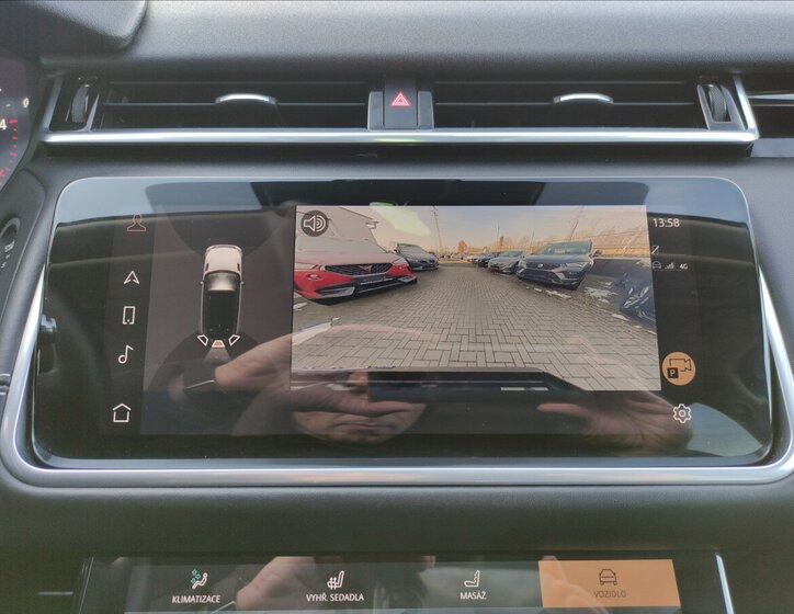 Land Rover Range Rover Velar SUV 3,0 l 221 kw