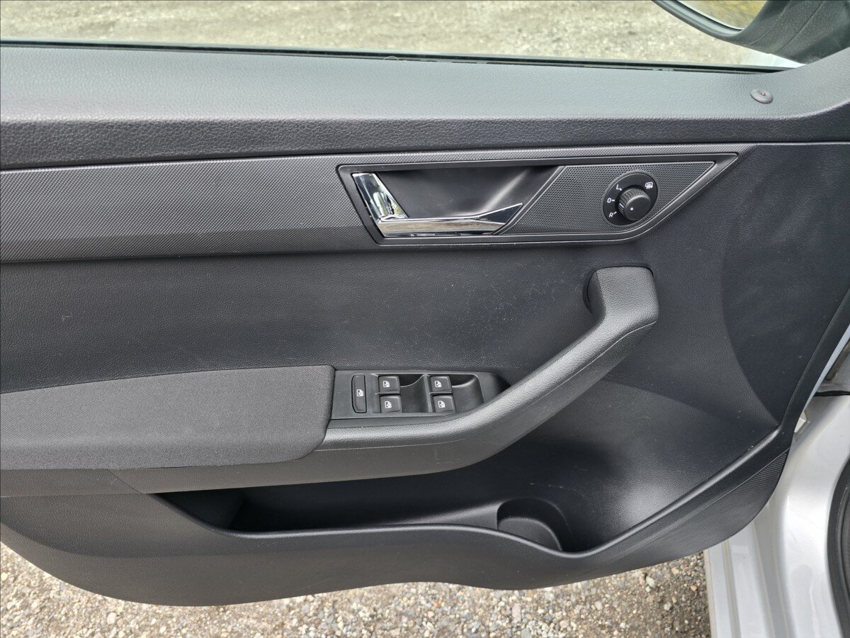 Škoda Fabia Hatchback 999,0 70 kw