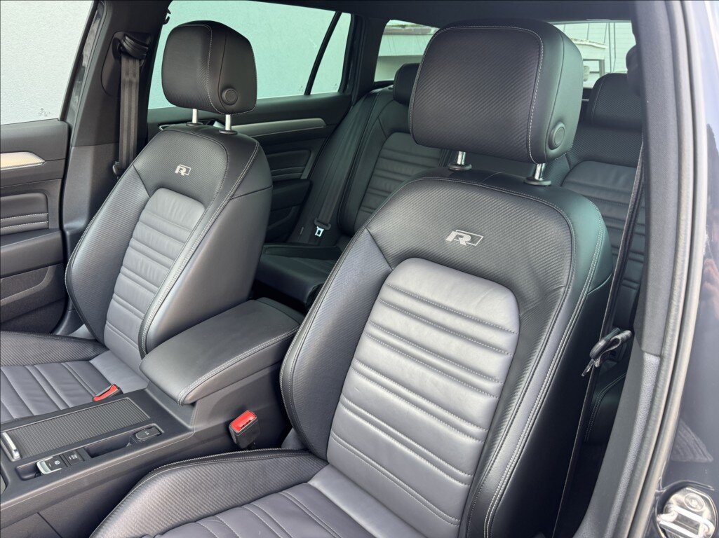 Volkswagen Passat Kombi 1,5 l 110 kw