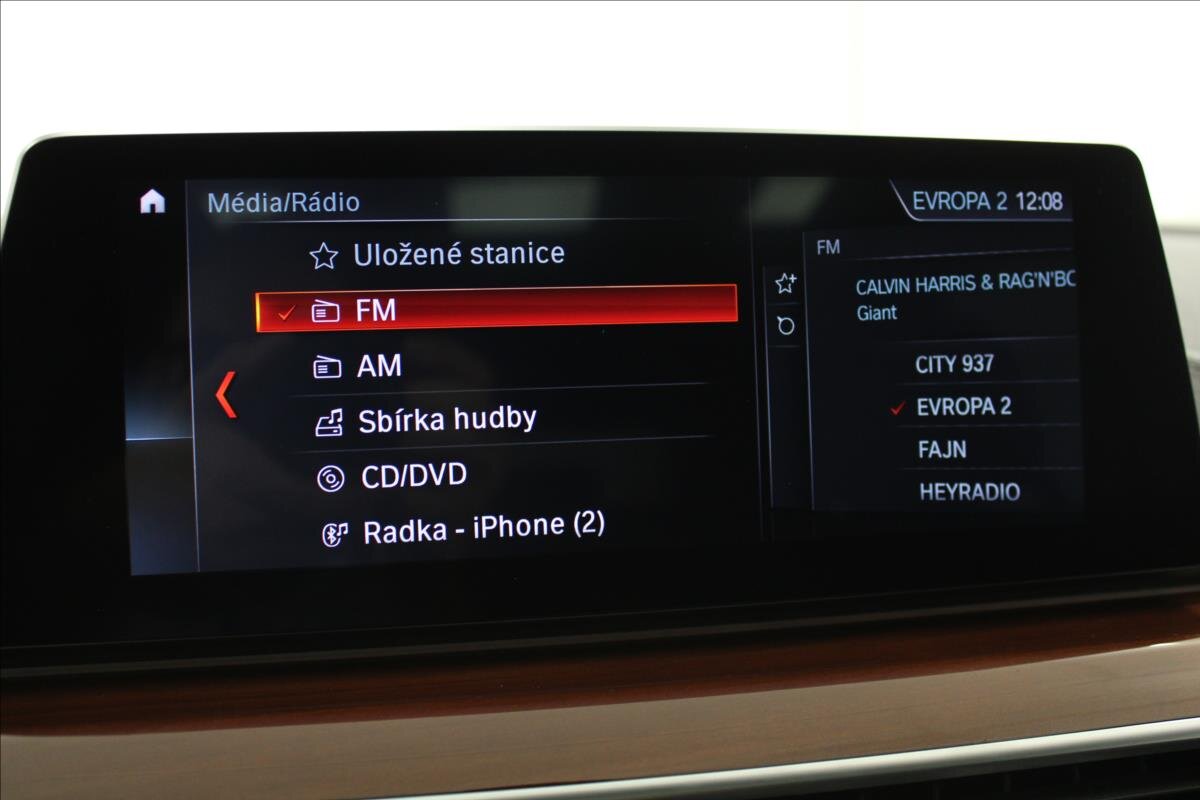 BMW Řada 5 Kombi 2,0 l 140 kw