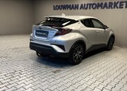 Toyota C-HR 2