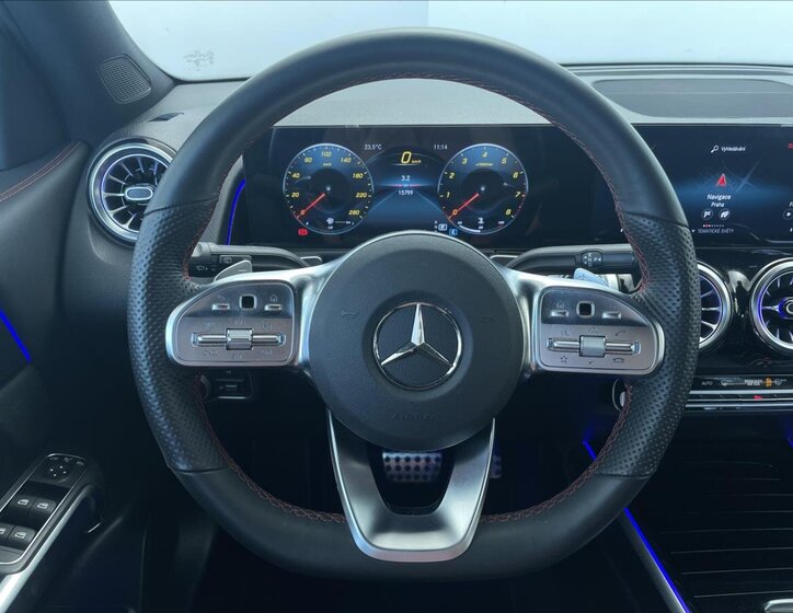 Mercedes-Benz GLB SUV 1,3 l 120 kw