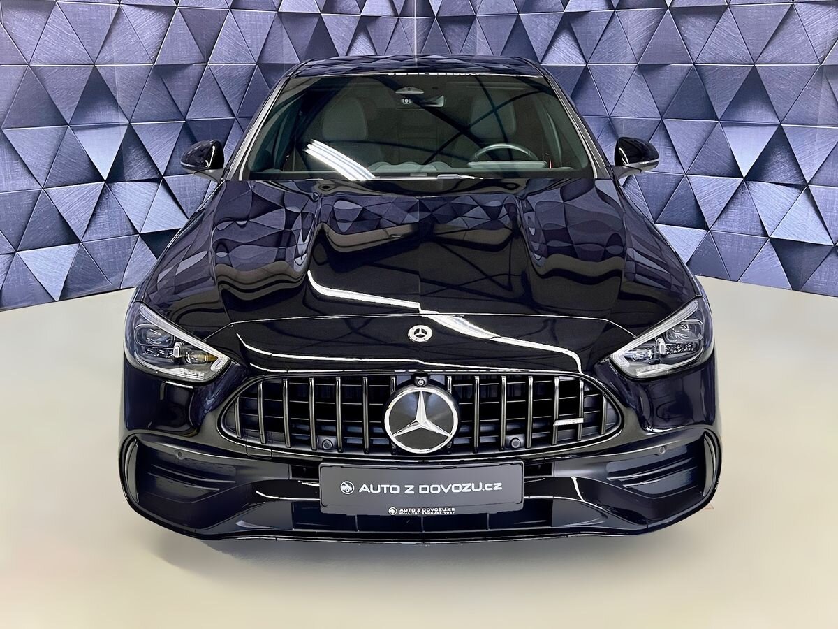 Mercedes-Benz Třídy C Sedan / Limuzína 2,0 l 190 kw