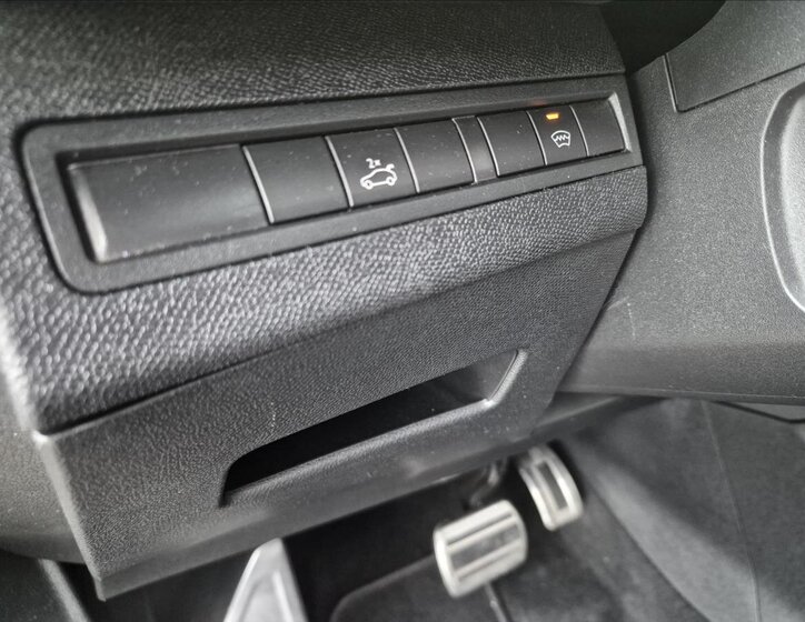 Peugeot 5008 MPV 1,6 l 133 kw