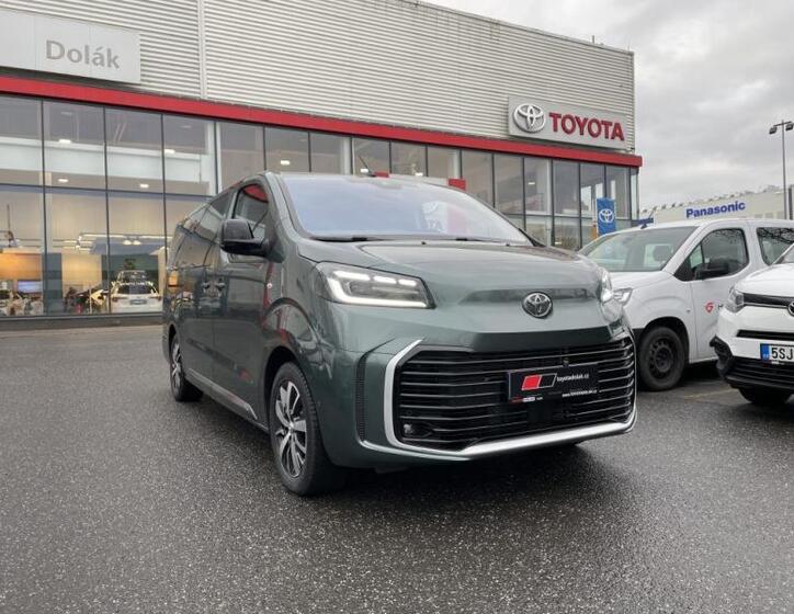 Toyota ProAce Verso 1