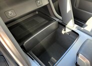 Land Rover Discovery Sport SUV 2,0 l 120 kw