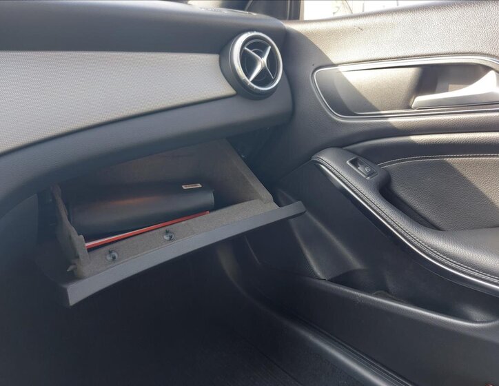 Mercedes-Benz CLA 36