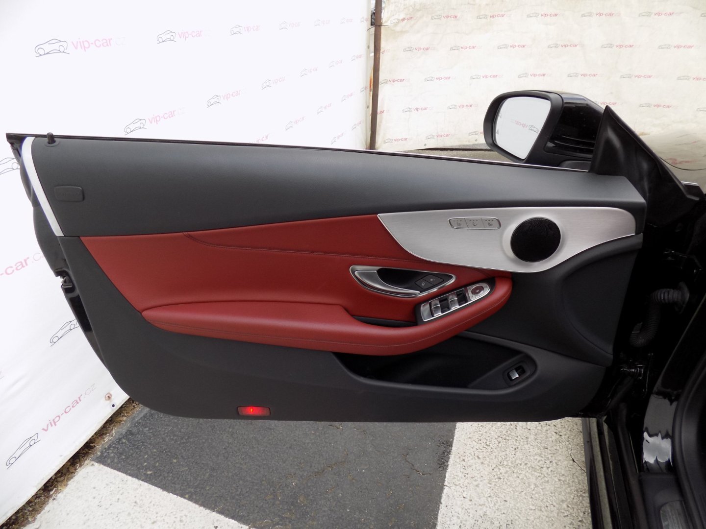 Mercedes-Benz Třídy C Kabriolet 3,0 l 245 kw