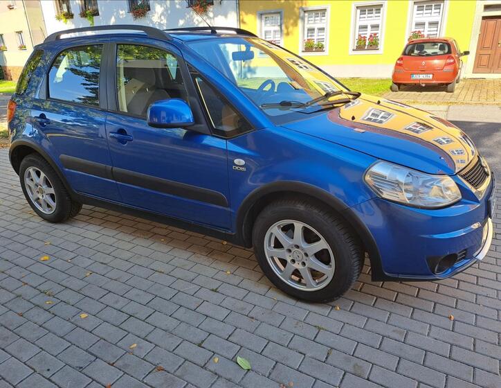 Suzuki SX4 11