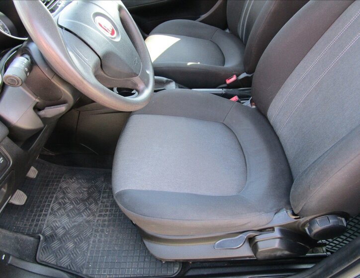 Fiat Punto Hatchback 1,4 l 57 kw