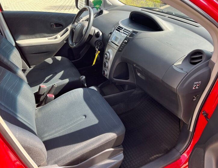 Toyota Yaris Hatchback 1,3 l 64 kw