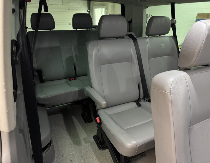 Volkswagen Transporter 25