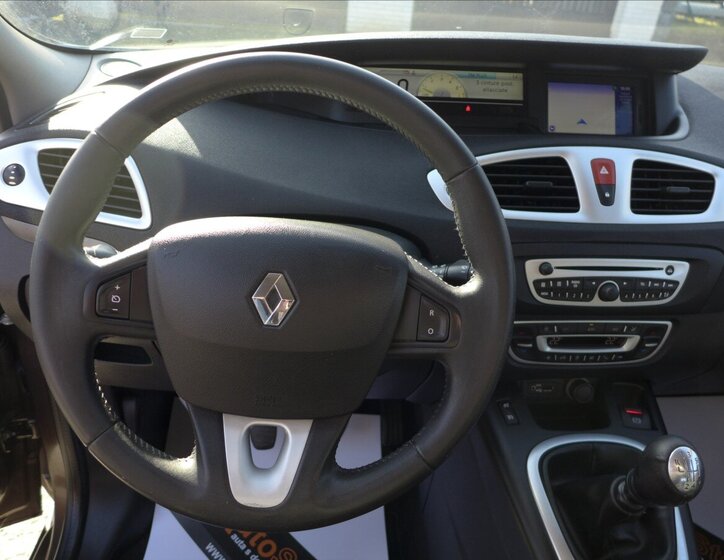 Renault Scénic Kombi 1,9 l 96 kw