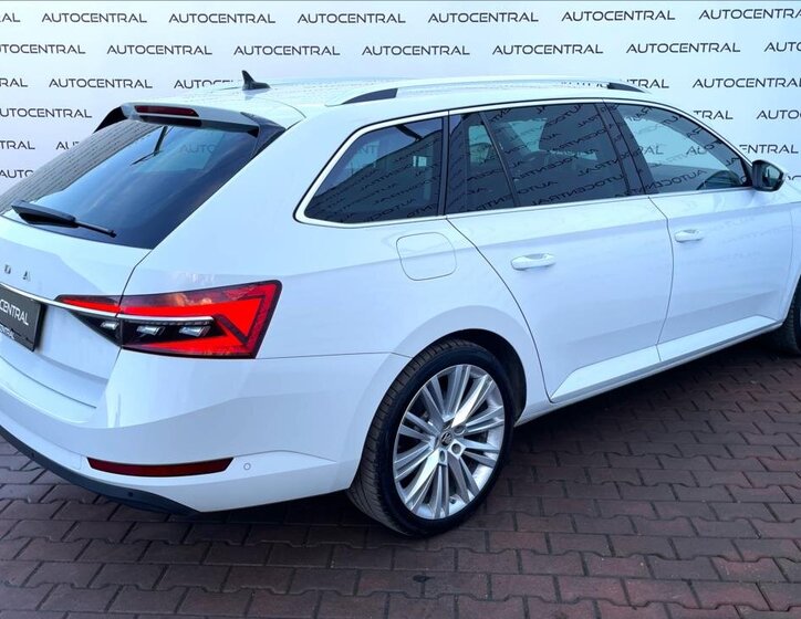 Škoda Superb Kombi 2,0 l 147 kw