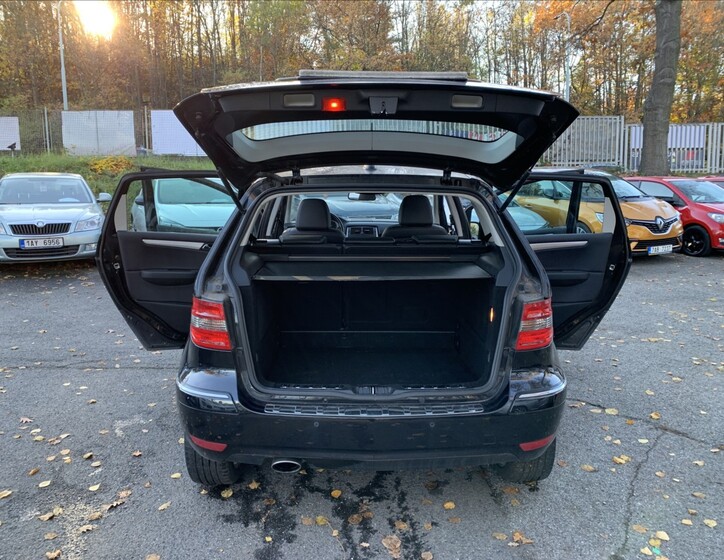 Mercedes-Benz Třídy B 17