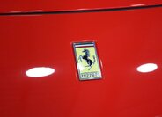 Ferrari Ostatní SUV / Terénní 6,5 l 533 kw