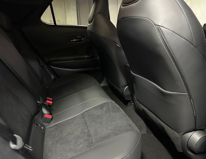 Toyota C-HR Hatchback 2,0 l 112 kw