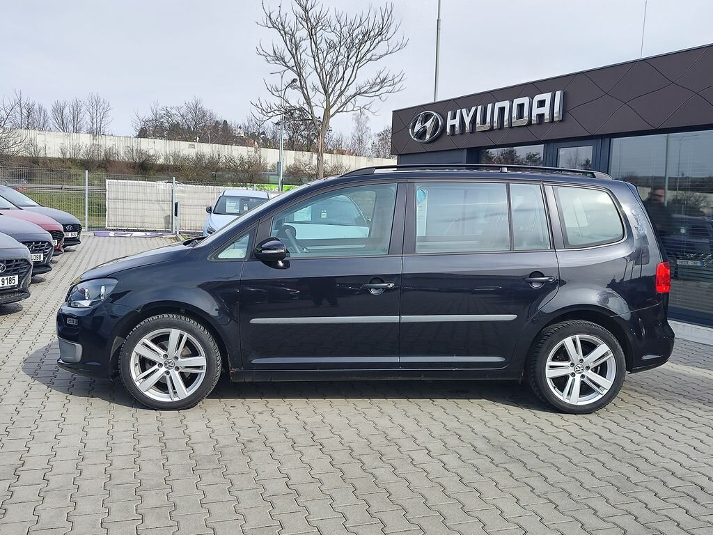 Volkswagen Touran MPV 1,2 l 77 kw