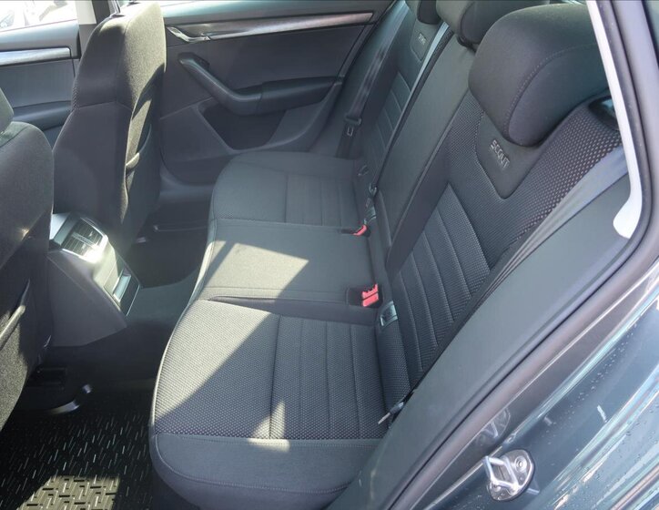 Škoda Octavia Kombi 2,0 l 110 kw