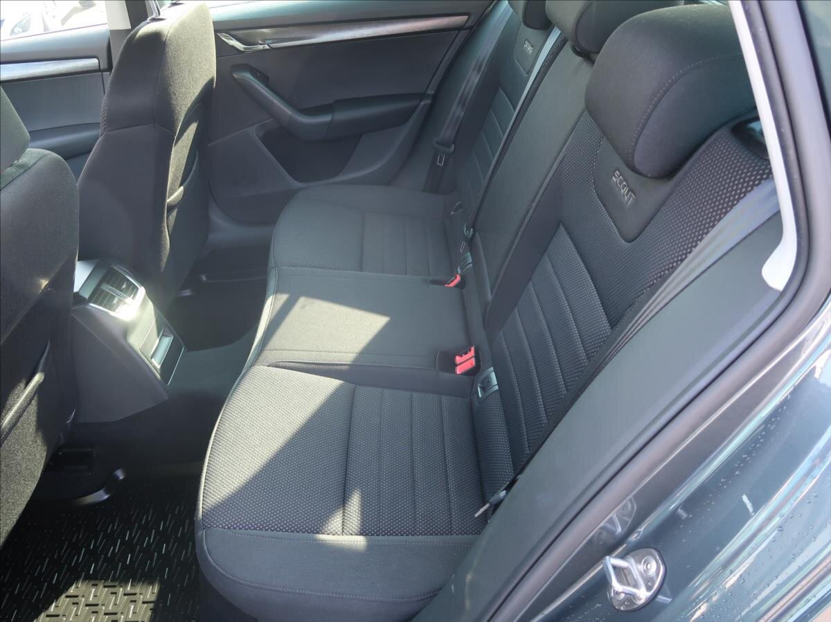 Škoda Octavia Kombi 2,0 l 110 kw