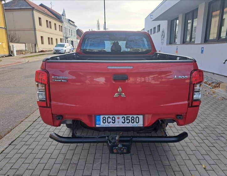 Mitsubishi L200 7