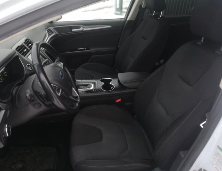 Ford Mondeo Kombi 2,0 l 132 kw