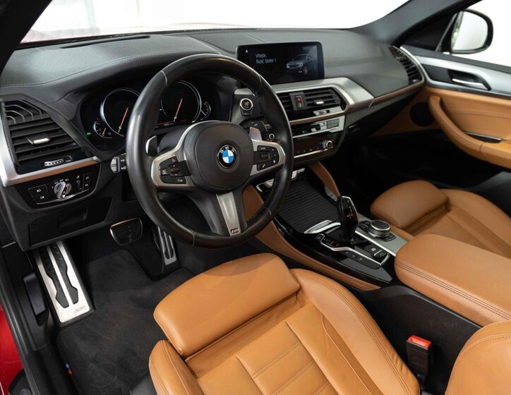 BMW X4 SUV / Terénní 3,0 l 240 kw