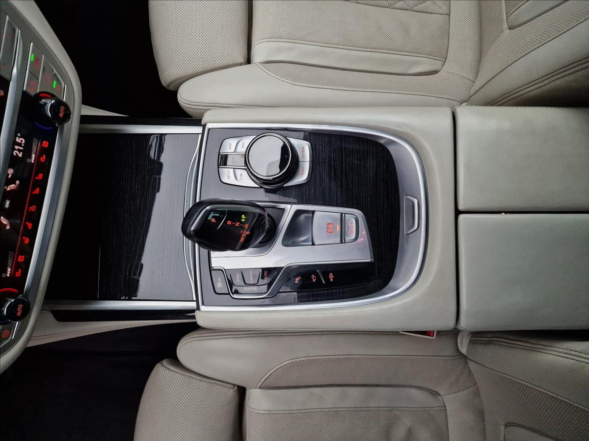 BMW Řada 7