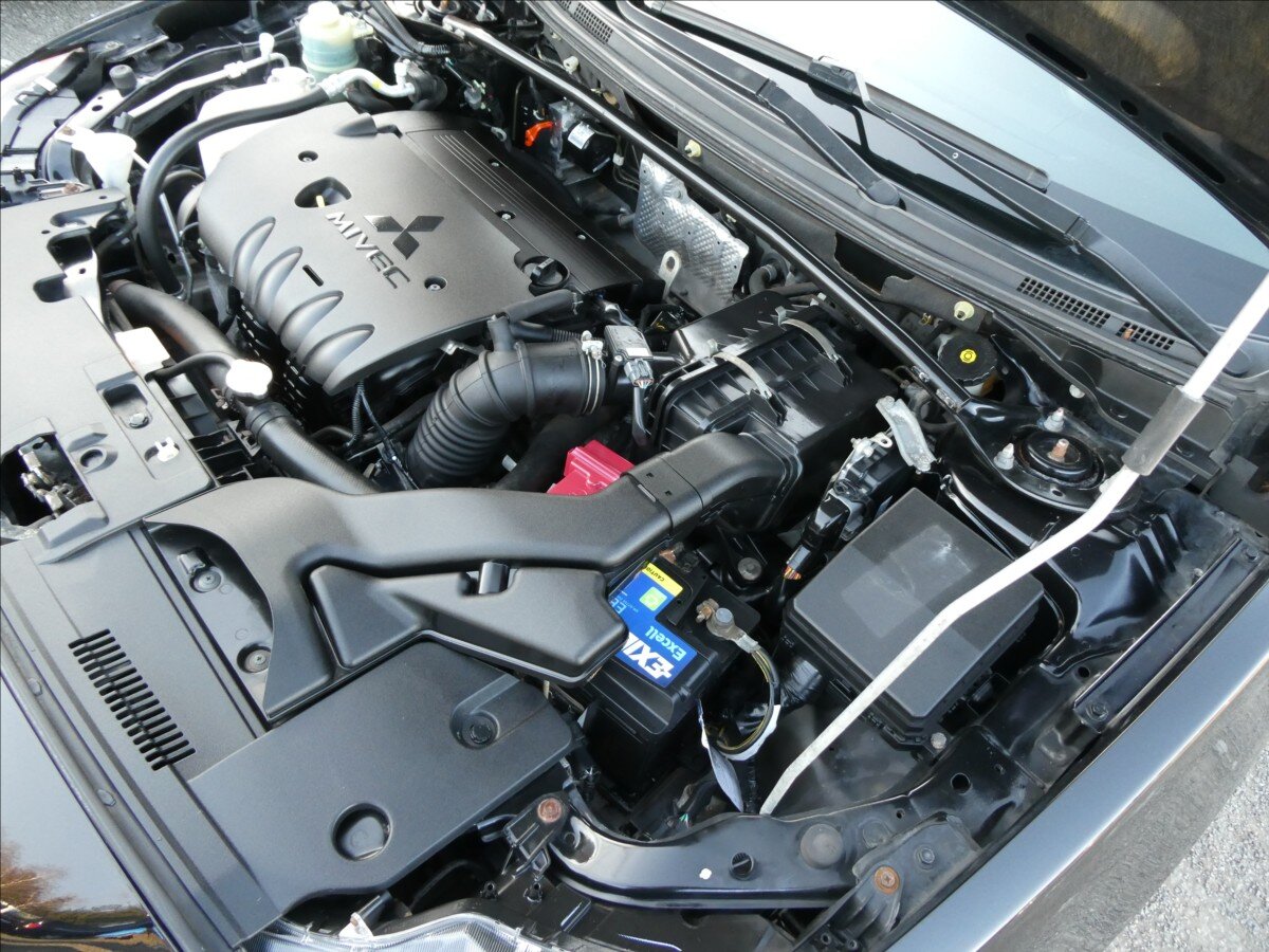 Mitsubishi Lancer Hatchback 1,8 l 105 kw
