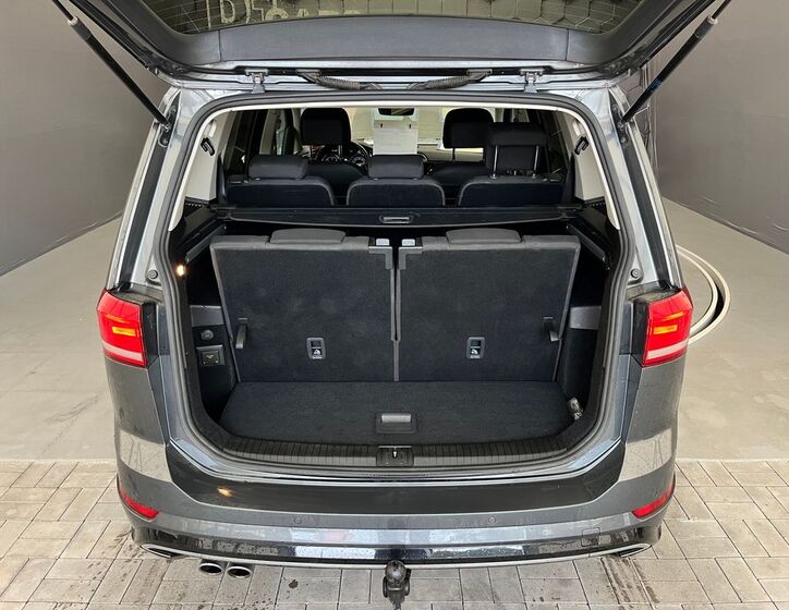 Volkswagen Touran 28