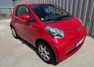 Toyota iQ Hatchback 998,0 50 kw