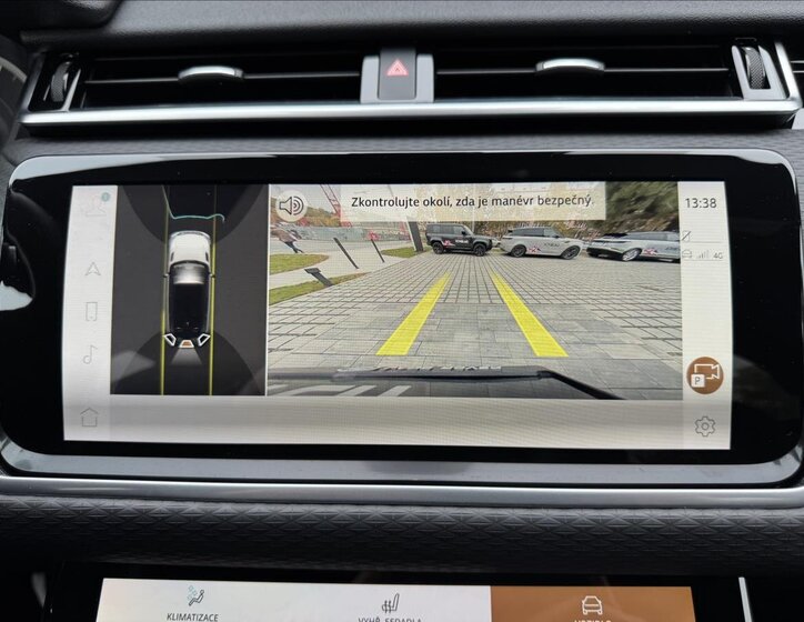 Land Rover Range Rover Velar 26